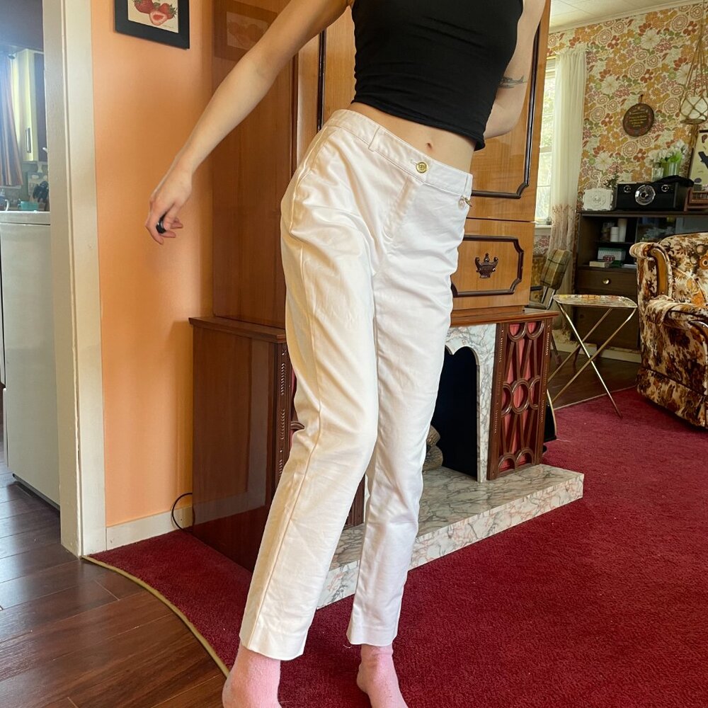 White low rise Micheal Kors tapered ankle pants!